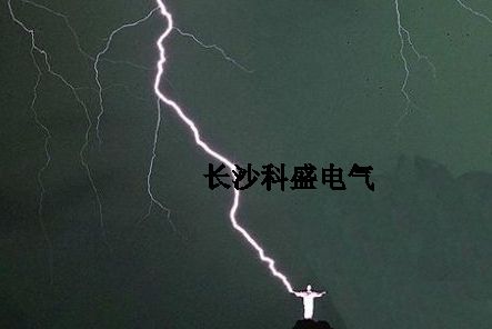 巴西號(hào)稱全球閃電次數(shù)最多的國(guó)家，當(dāng)遇到這個(gè)城市，就只能認(rèn)慫