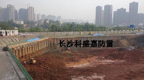 一個城市防雷市場的大小與哪些因素有關(guān)？